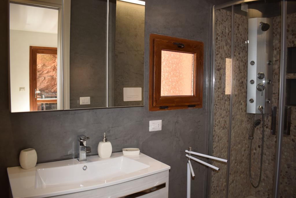 Villaggio Est Affittacamere San Teodoro  Extérieur photo